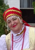 Хормейстер народного вокального ансамбля «Вечерины» ЦКР Городищенской с\тер.